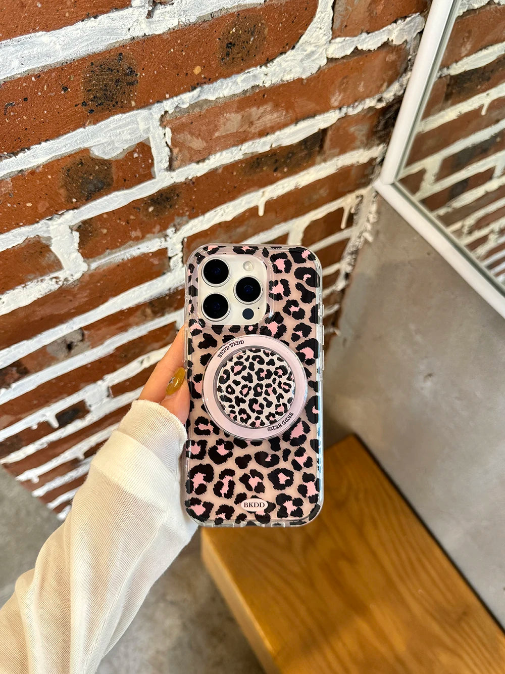 Leopard Ring MagSafe Case