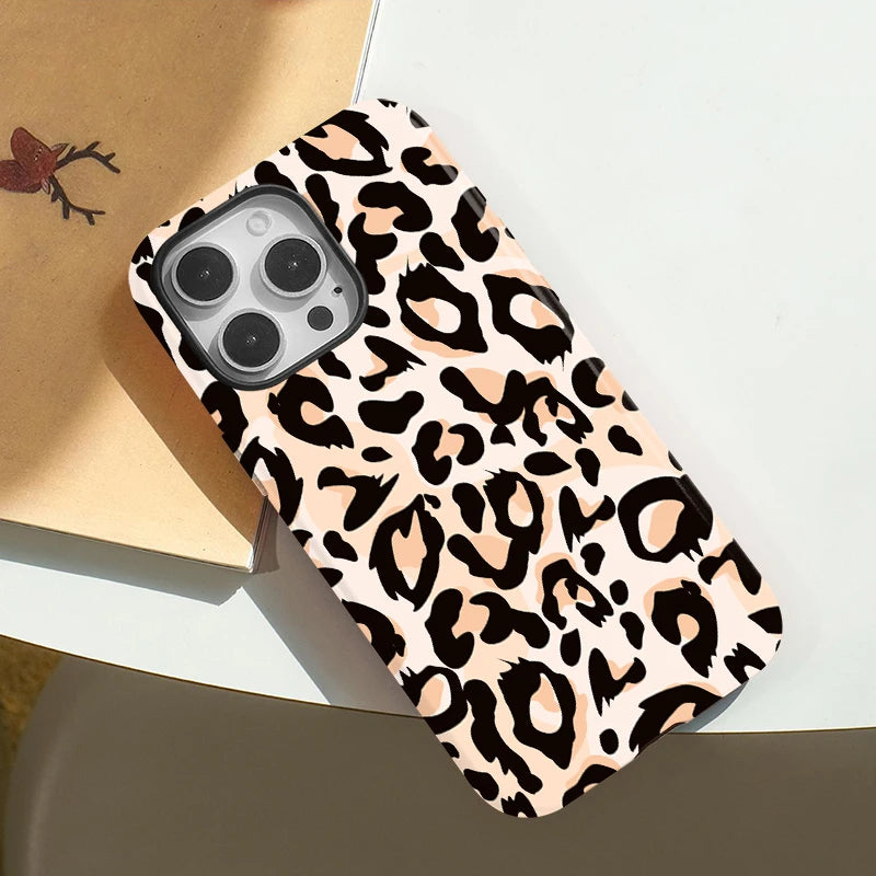 IPHONE Vintage Leopard Cream Case