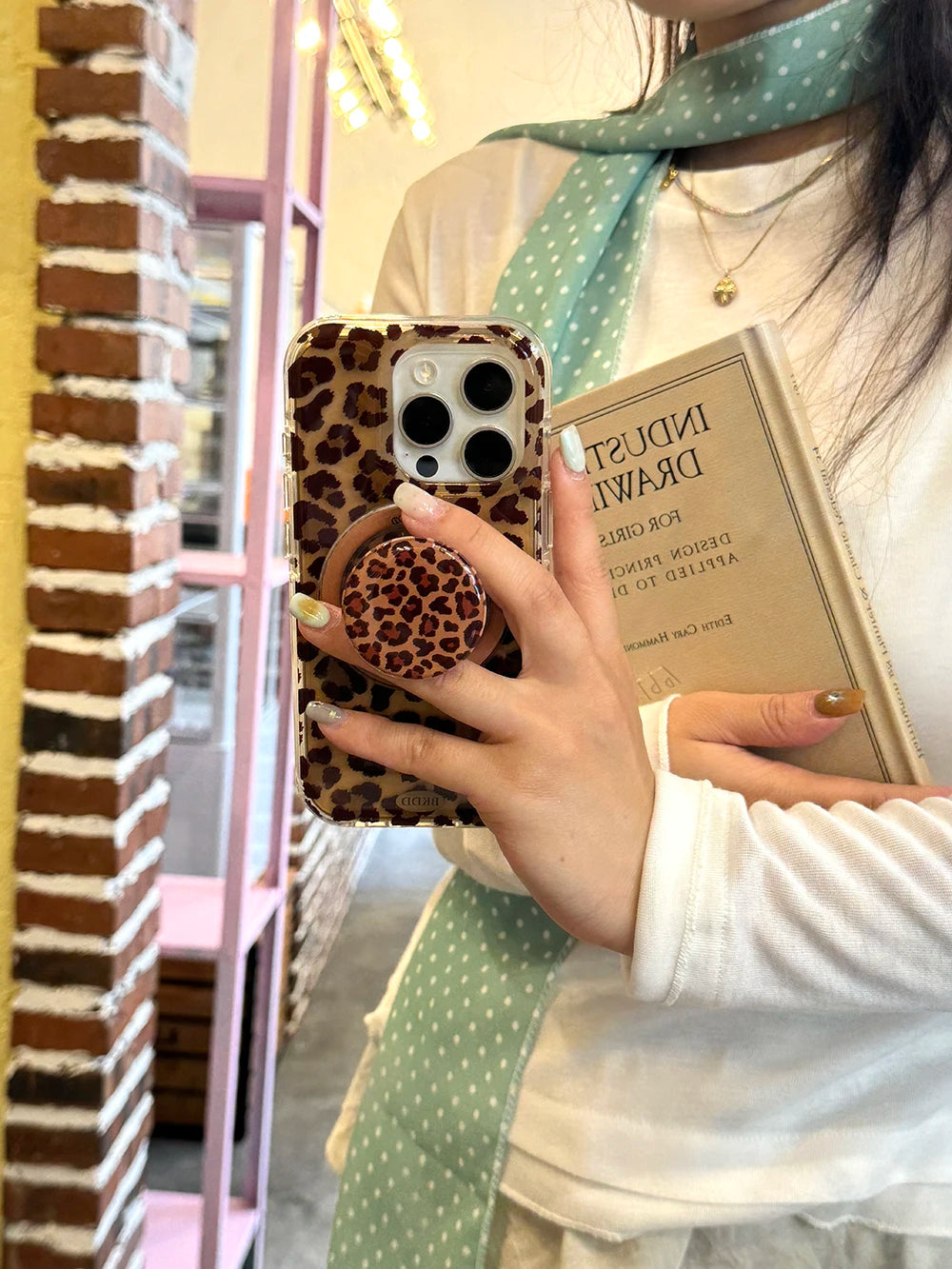 Leopard Ring MagSafe Case