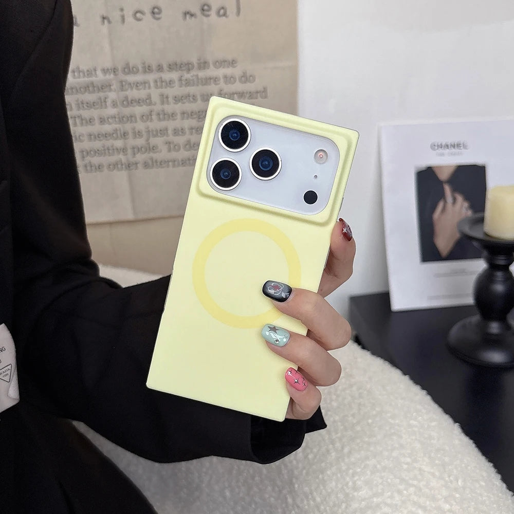 Minimal Circle Aesthetic Case