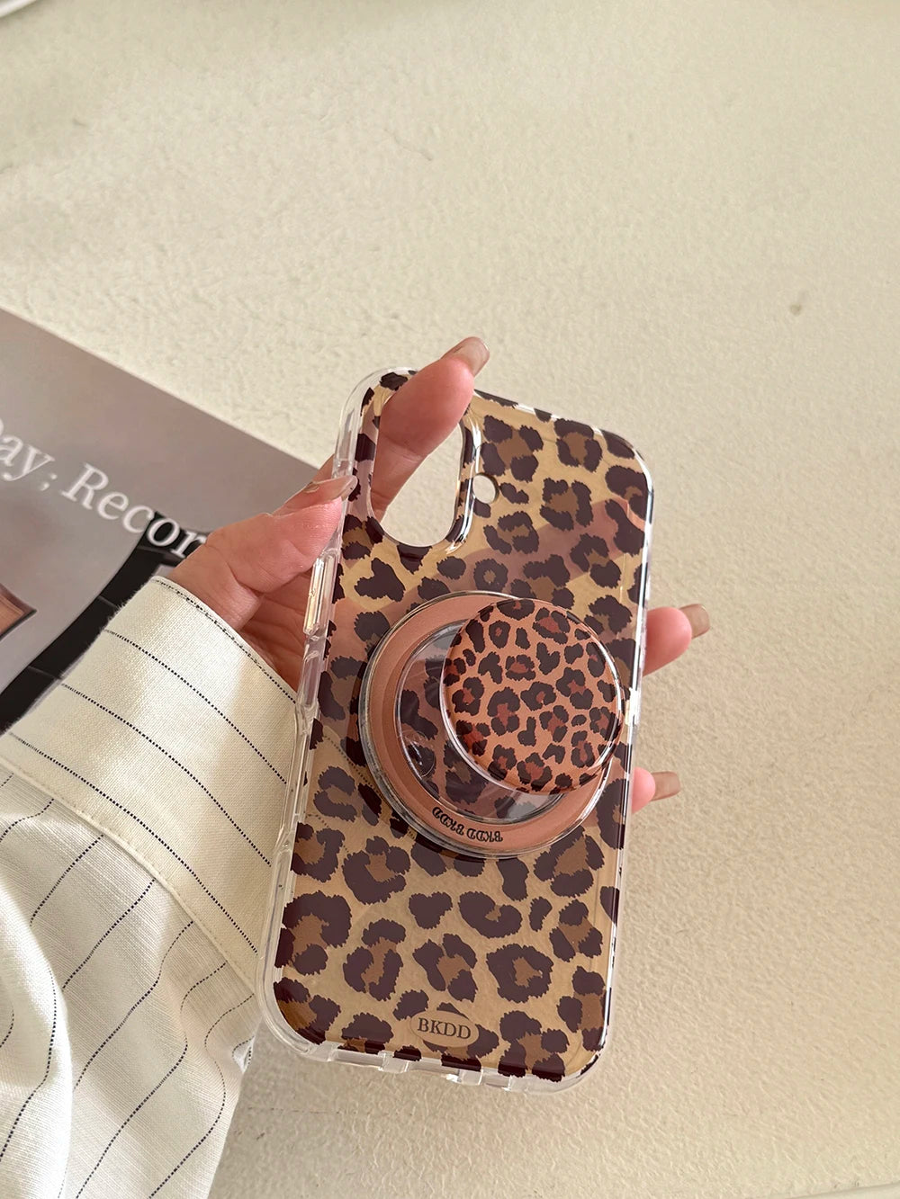 Leopard Ring MagSafe Case