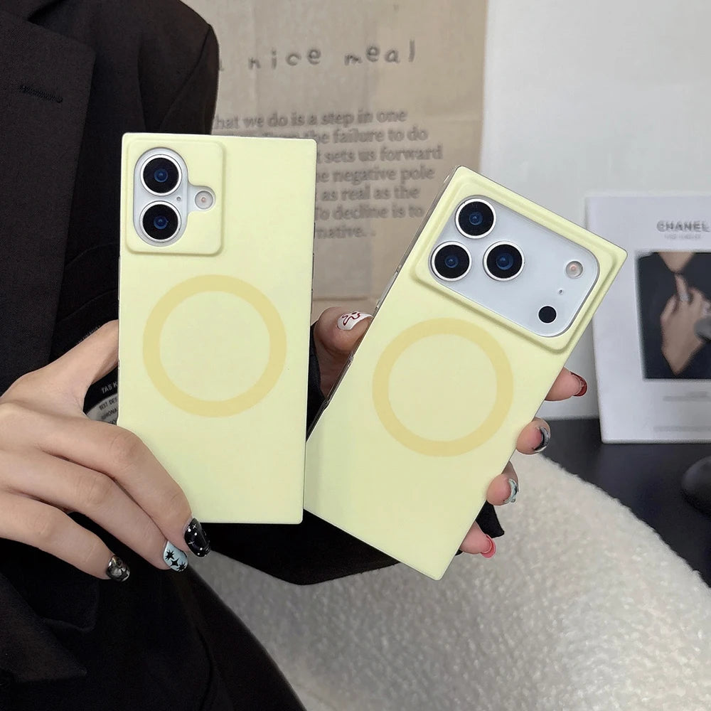 Minimal Circle Aesthetic Case