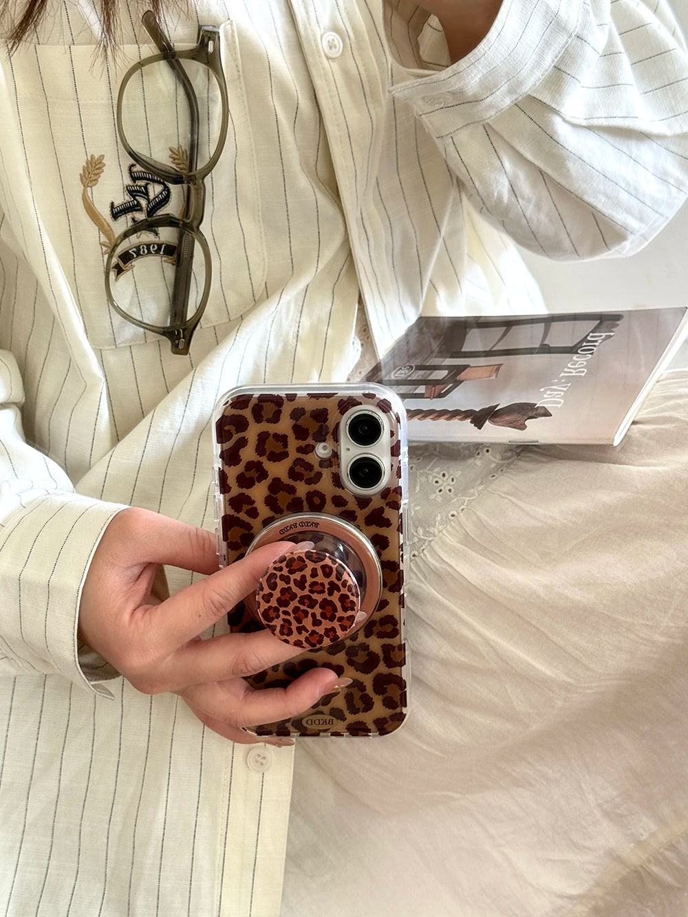 Leopard Ring MagSafe Case